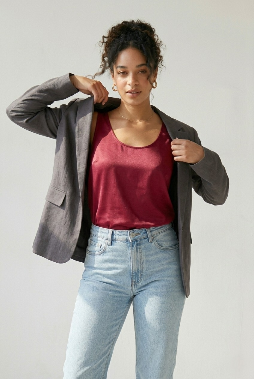 Satiné Scoop Neck Satin Tank