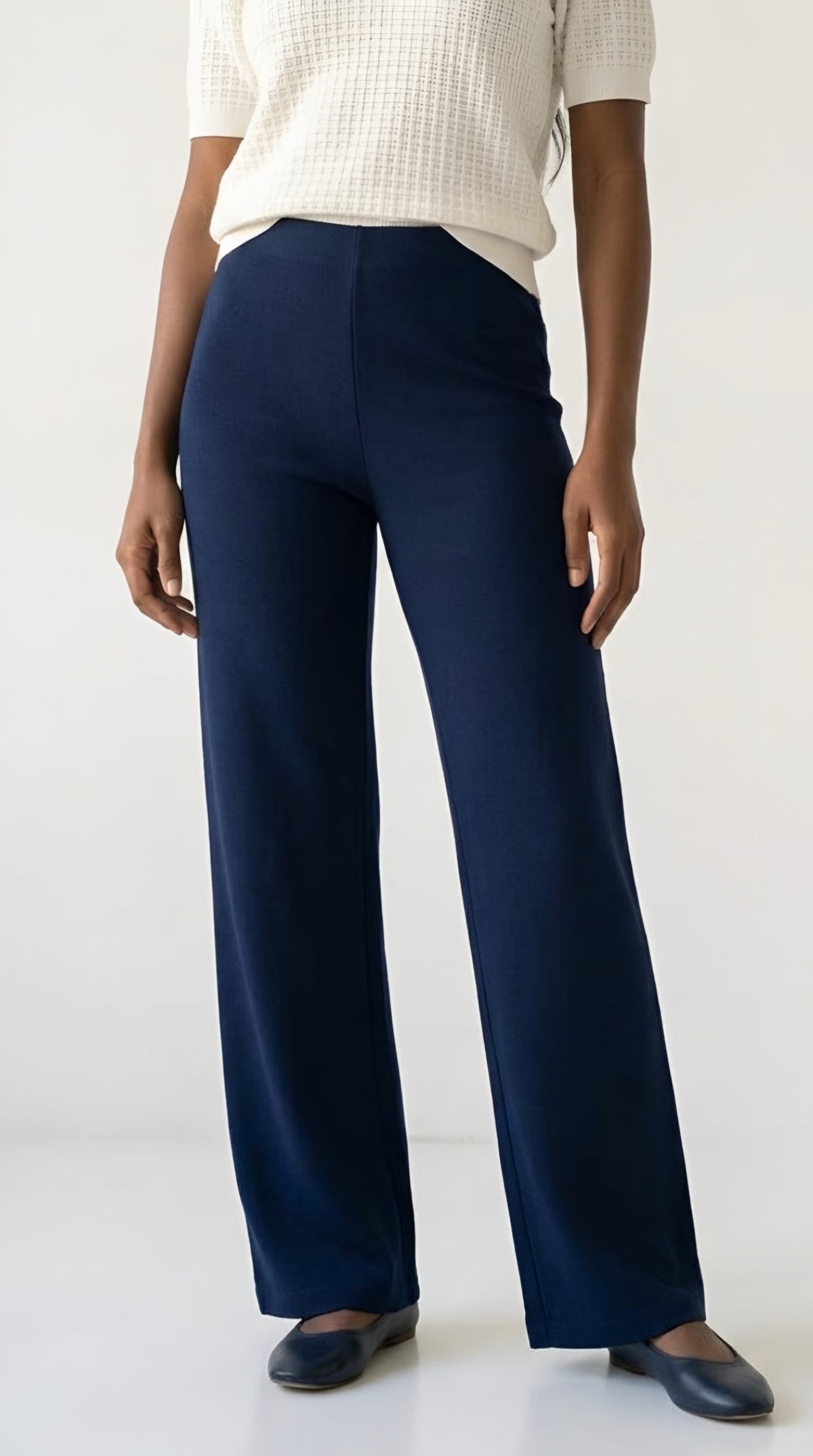 Fluide Stretch Knit Wide Leg Pants