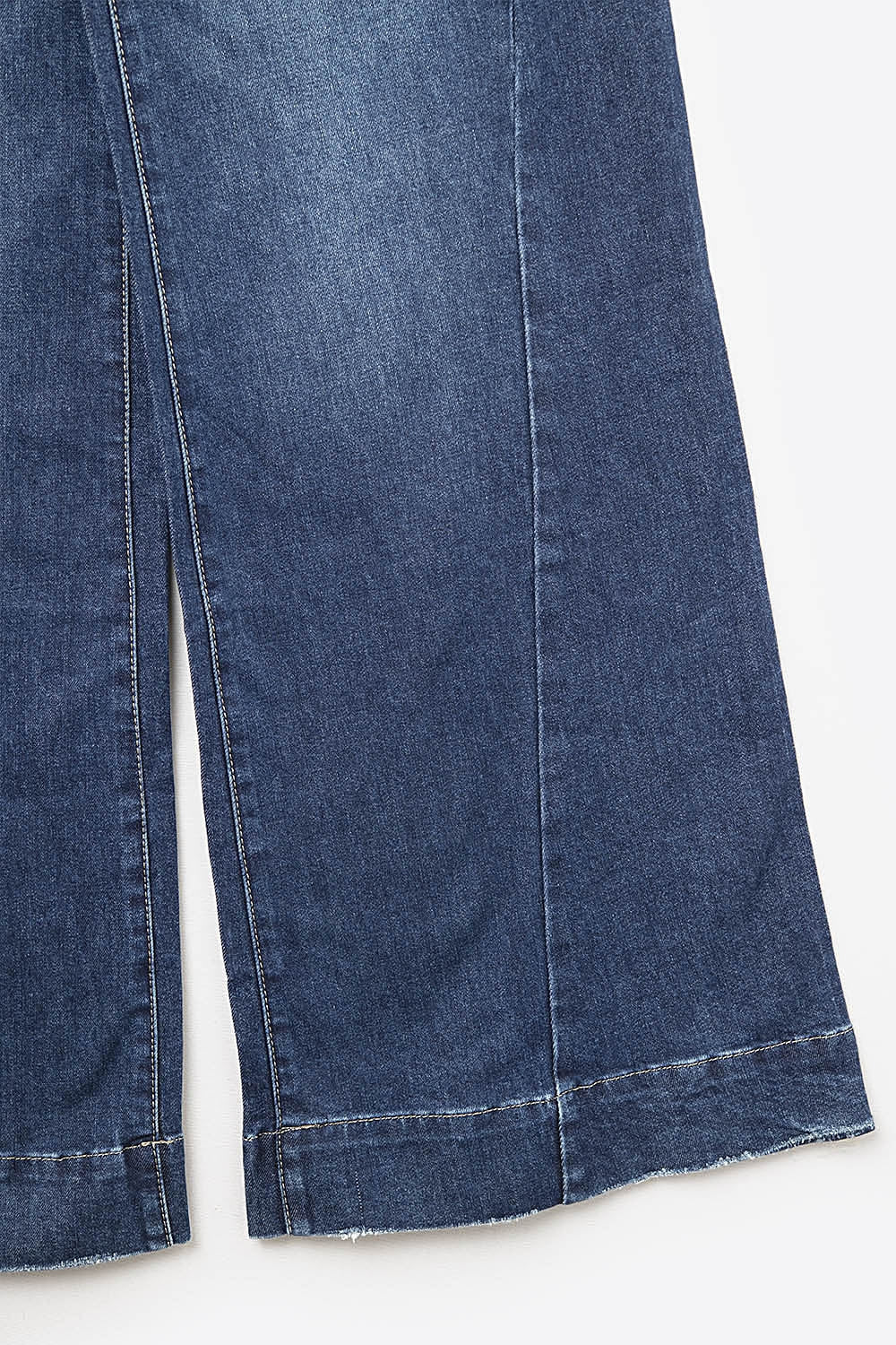 Largeur Dark Wash Wide Leg Jeans