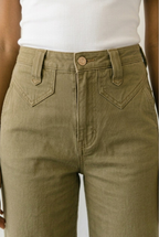 Joug Wide Leg Ankle Jeans