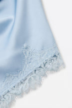 Asymétrie Satin Lace Top