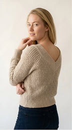 Onde V-Neck Loose Knit Sweater