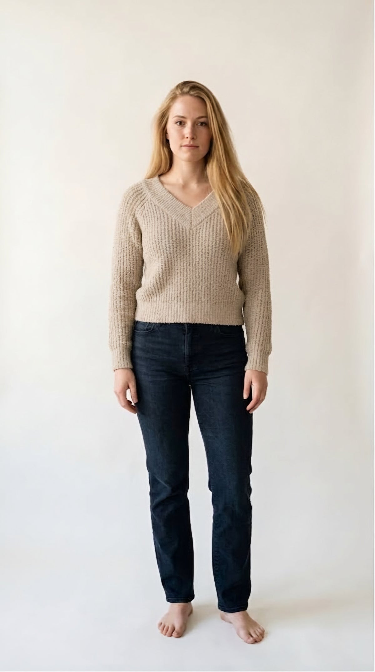Onde V-Neck Loose Knit Sweater