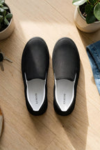 Clarté Noir Slip-On