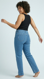 Nautique Straight Golden Button Jeans