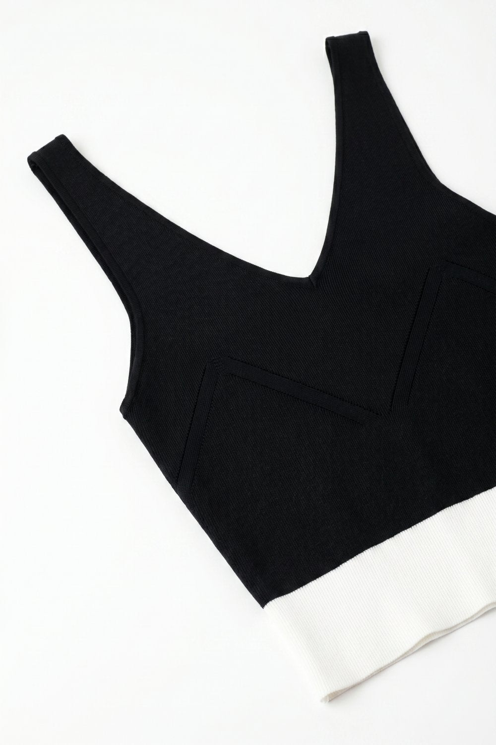 Bordure Contrast Hem Tank