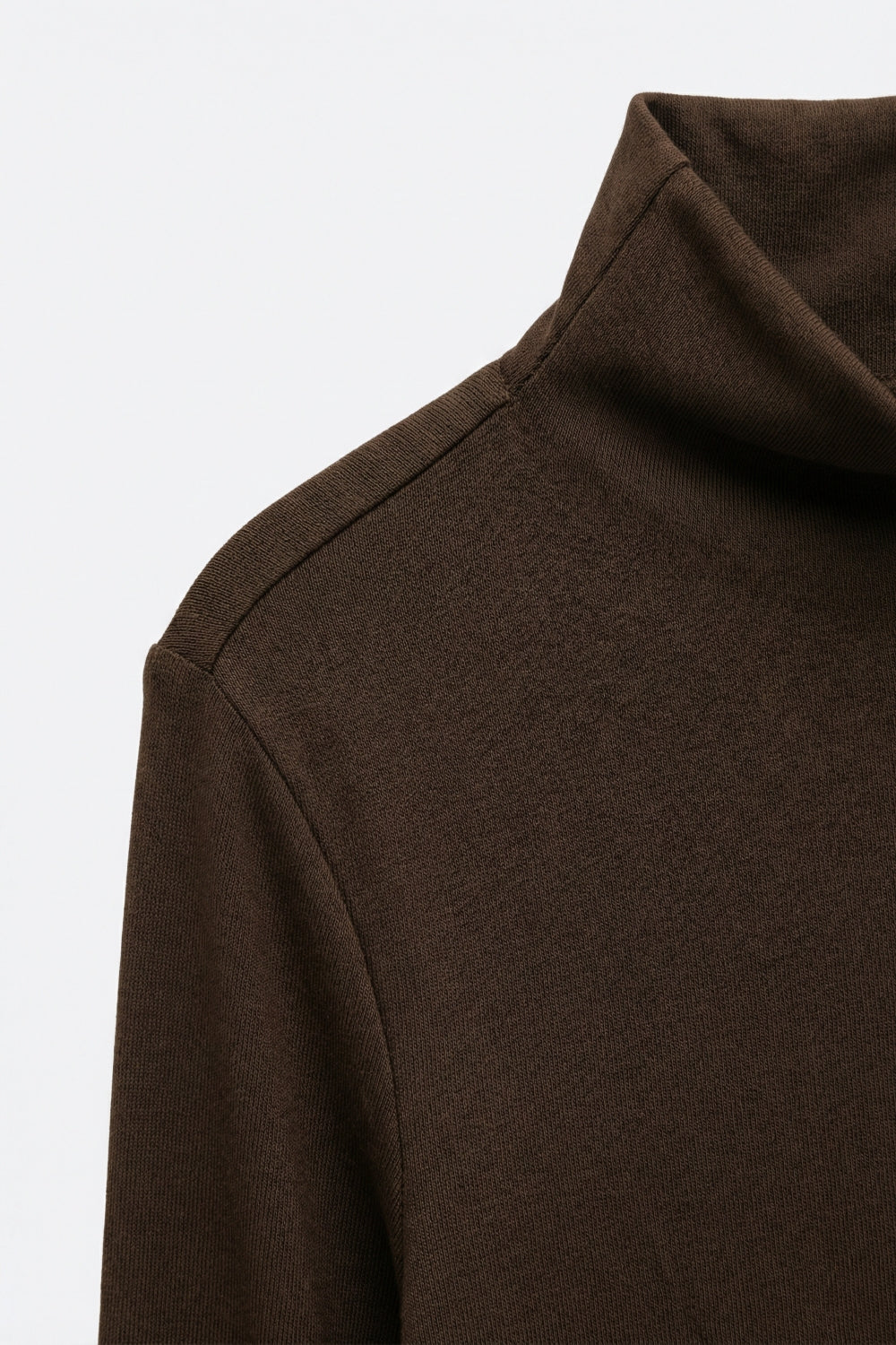 Châtaigne Turtleneck Knit Top