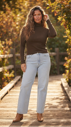 Châtaigne Turtleneck Knit Top