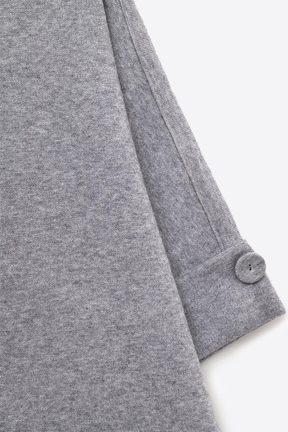 Nacelle Button Sleeve Knit Sweater