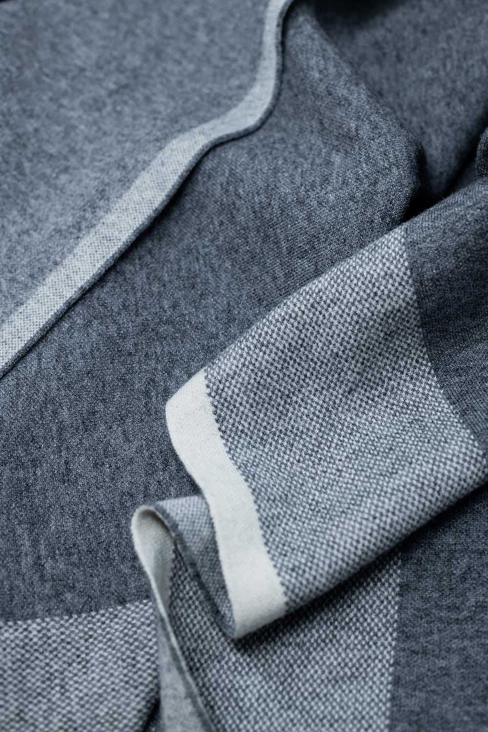 Bordure Chunky Knit Poncho