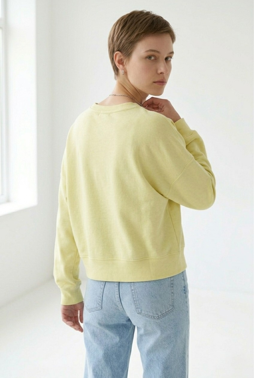 Douceur Dropped Shoulder Sweatshirt