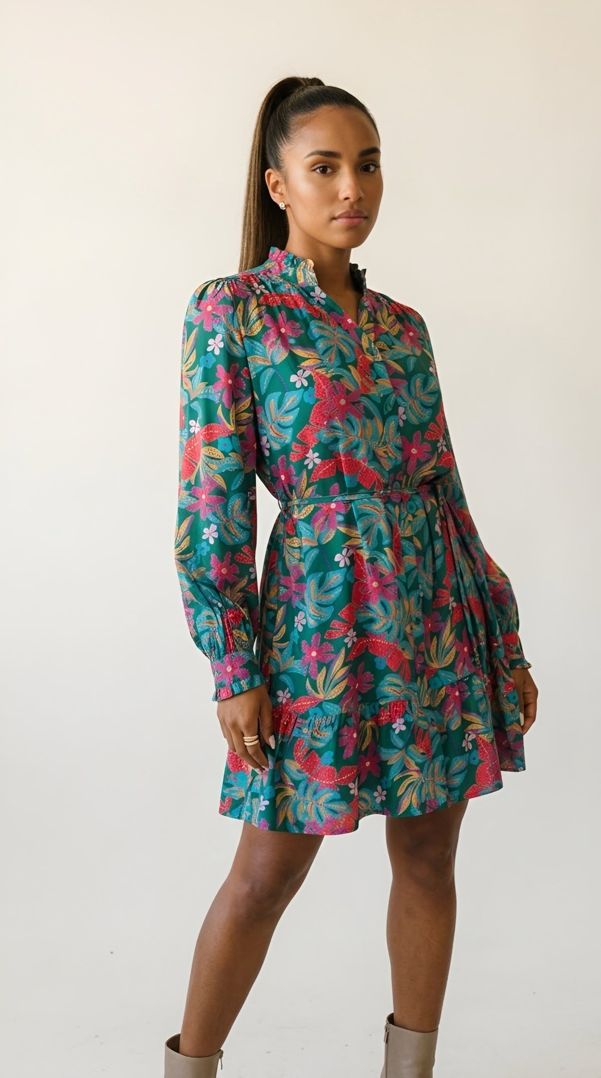 Voltige Robe Fleurie à Manches Longues