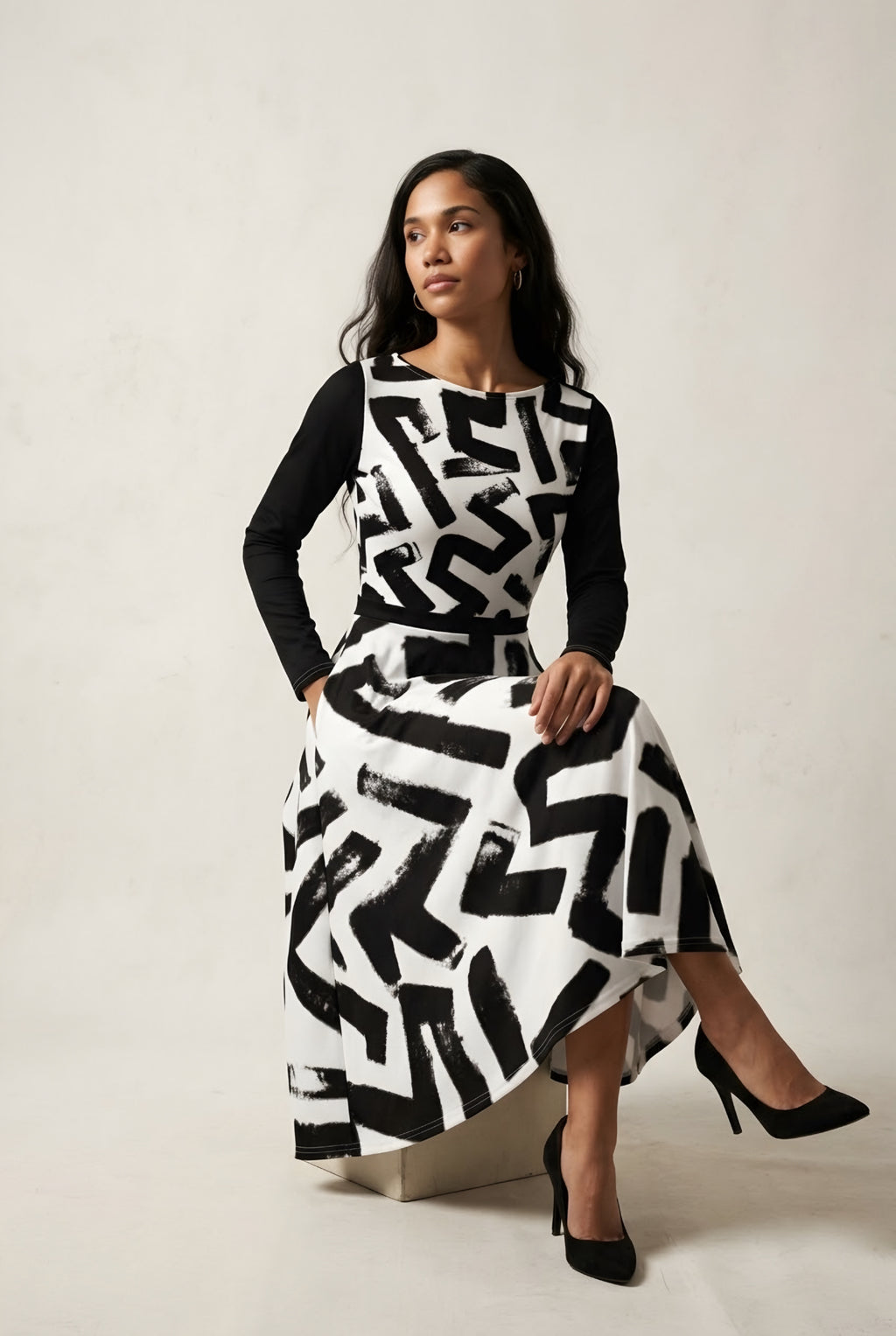 Éclat Zigzag Midi Dress