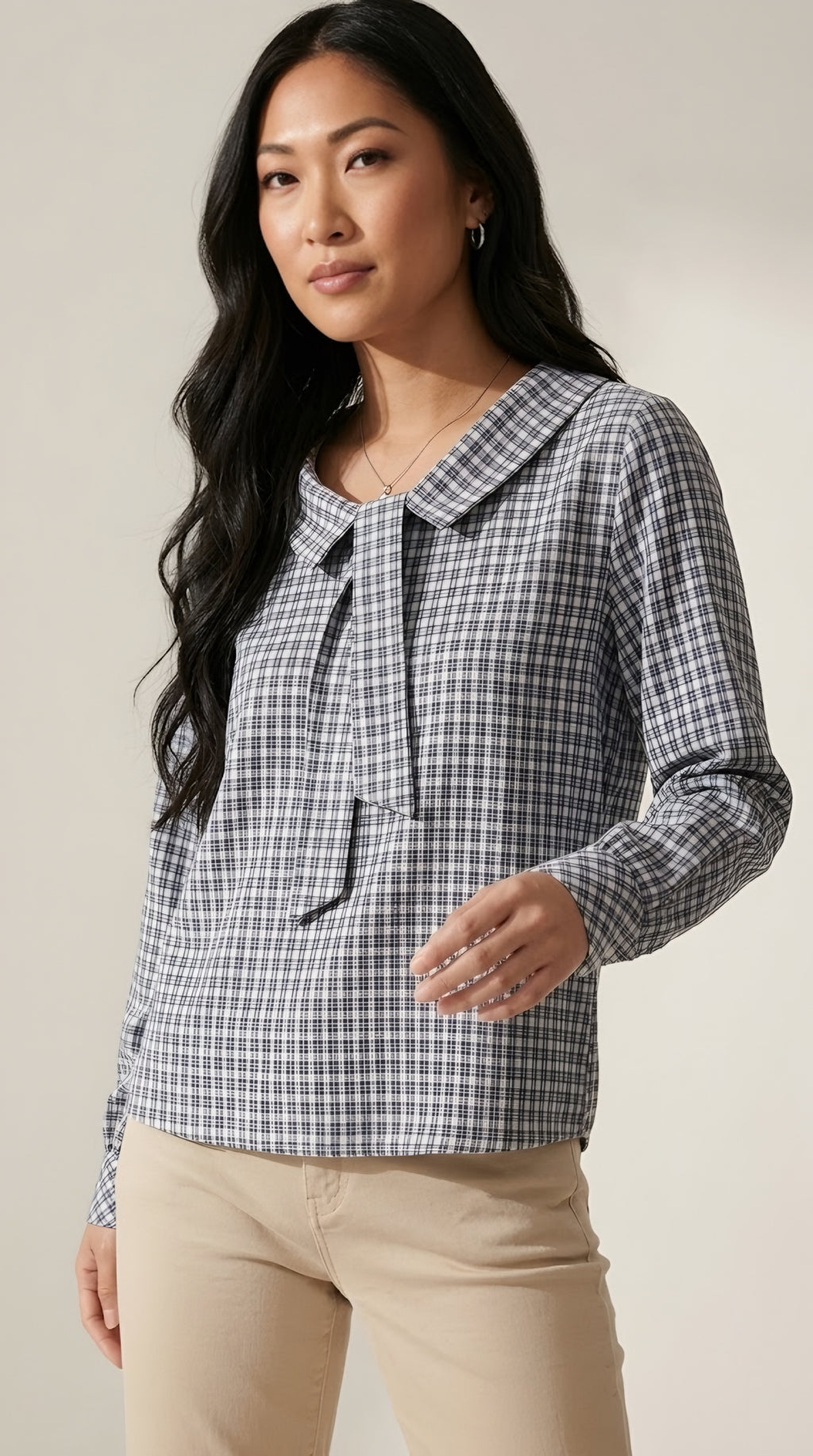 Carreaux Tie Neck Blouse